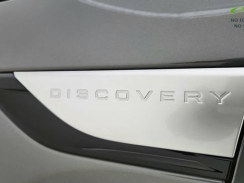 Used 2018 Land Rover Discovery HSE Luxury AWD/4WD image 18