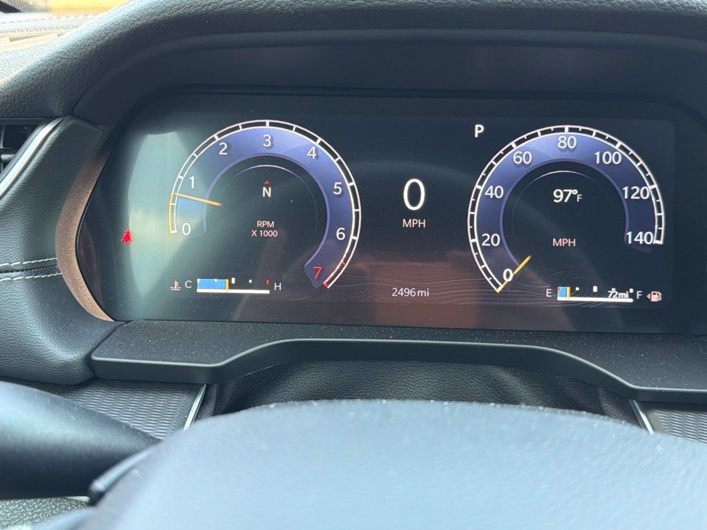 Used 2025 Jeep Grand Cherokee L Altitude AWD/4WD image 5