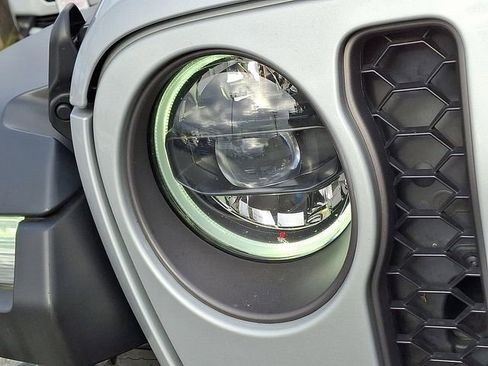 Used 2023 Jeep Wrangler Unlimited Rubicon 4xe w/ Steel Bumper Group image 9