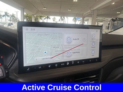 Certified 2024 Ford Escape SE w/ PHEV Premium Package image 13