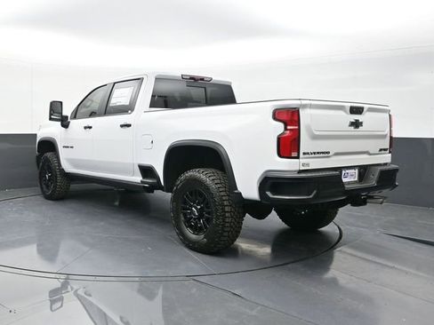 New 2026 Chevrolet Silverado 2500 ZR2 w/ LPO, Dark Essentials Package image 10