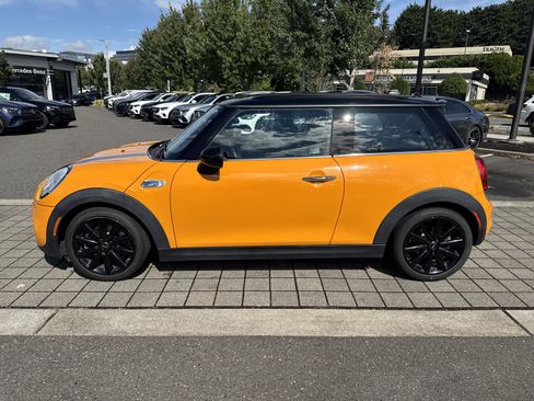 Used 2015 MINI Cooper S FWD image 8