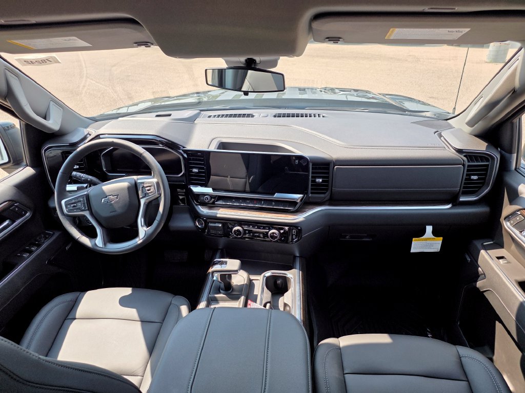 New 2026 Chevrolet Silverado 1500 RST AWD/4WD image 16