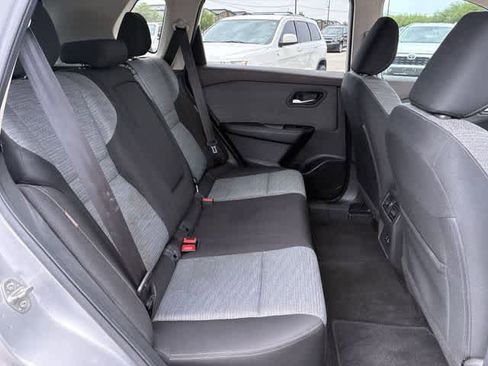Used 2023 Nissan Rogue SV FWD image 21
