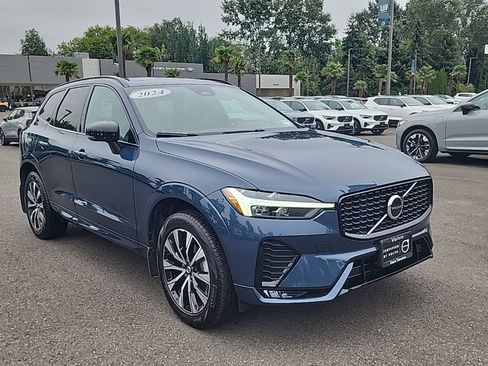 Used 2024 Volvo XC60 B5 Core w/ Protection Package Premier AWD/4WD image 6