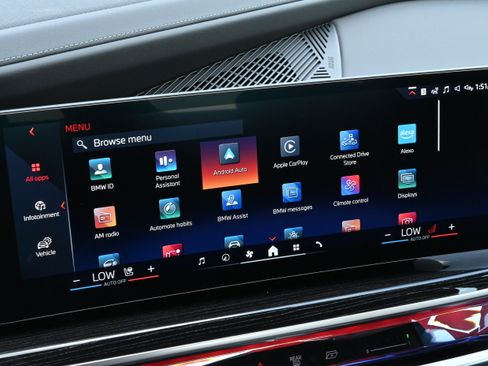 New 2026 BMW 740i image 18