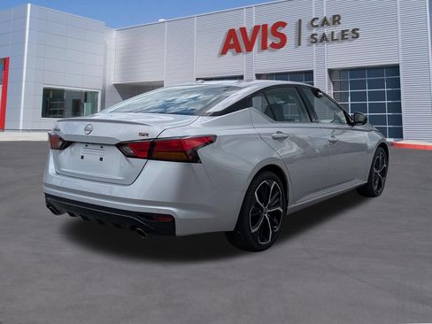 Used 2025 Nissan Altima 2.5 SR FWD image 6