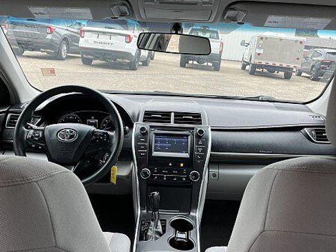 Used 2017 Toyota Camry LE FWD image 17