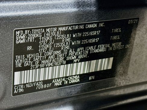 Used 2021 Toyota RAV4 XLE AWD/4WD image 36