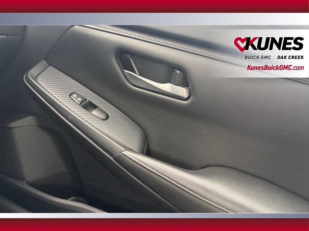 Used 2024 Nissan Sentra SV FWD image 35