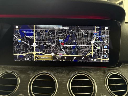 Used 2021 Mercedes-Benz E 350 4MATIC Sedan image 13