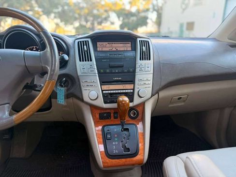 Used 2006 Lexus RX 330 AWD image 13