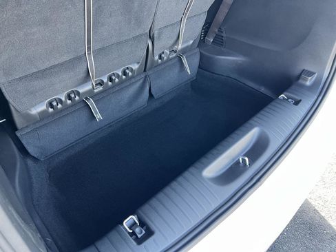 New 2026 Chrysler Pacifica Select image 43