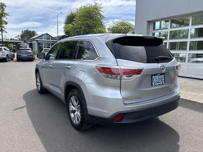 Used 2014 Toyota Highlander XLE
