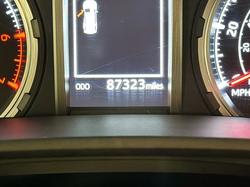 Used 2022 Toyota 4Runner TRD Off-Road Premium image 19