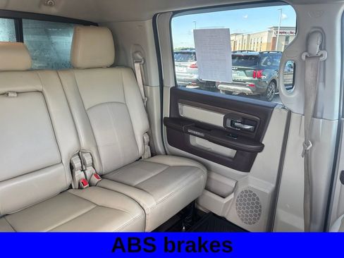 Used 2018 RAM 2500 Laramie w/ Cold Weather Group AWD/4WD image 15