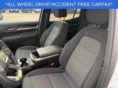 Used 2025 GMC Terrain Elevation image 19