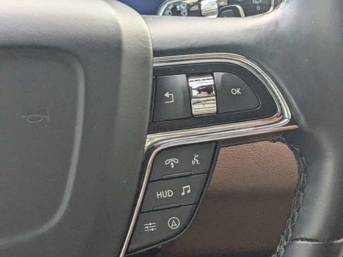 Used 2024 Lincoln Navigator Reserve AWD/4WD image 31