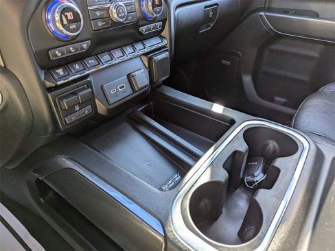 Used 2020 GMC Sierra 3500 AT4 w/ AT4 Premium Package image 28