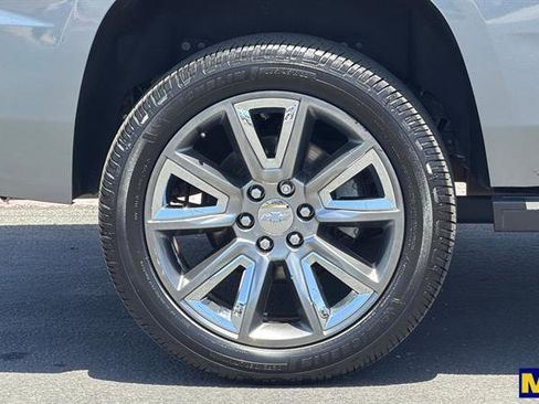 Used 2019 Chevrolet Tahoe Premier AWD/4WD image 39