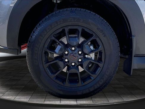 Certified 2025 Nissan Armada PRO-4X AWD/4WD image 9