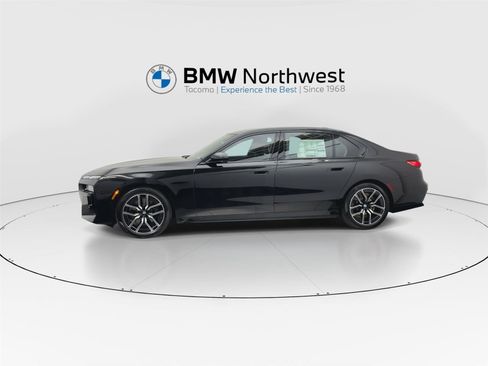 New 2026 BMW 740i xDrive AWD/4WD image 10