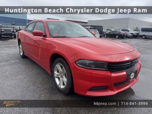 Used 2022 Dodge Charger SXT image 3