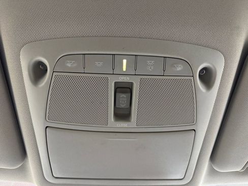 Used 2015 Nissan Rogue SV AWD/4WD image 35