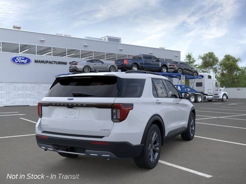 New 2026 Ford Explorer Active image 8