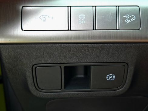 Used 2024 Hyundai Kona SEL AWD/4WD image 27