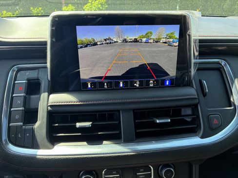 Used 2023 Chevrolet Suburban RST w/ Luxury Package image 34