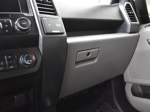 Used 2020 Ford F150 XLT w/ Equipment Group 302A Luxury image 19