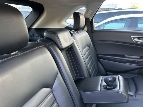 Used 2023 Ford Edge SEL w/ Convenience Package image 11