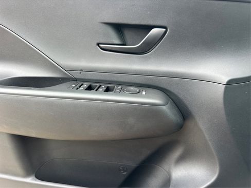 Used 2024 Hyundai Kona SEL w/ Convenience Package FWD image 28