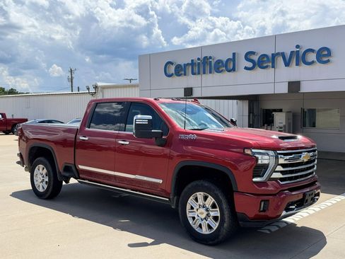 Certified 2025 Chevrolet Silverado 2500 High Country w/ Technology Package AWD/4WD image 1