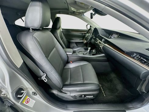 Used 2018 Lexus ES 350 w/ Premier Package FWD image 33