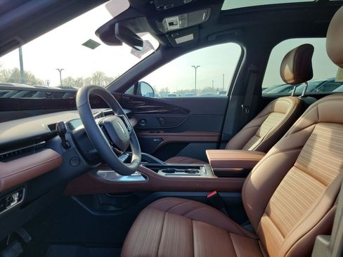 New 2026 Lincoln Nautilus Reserve image 16