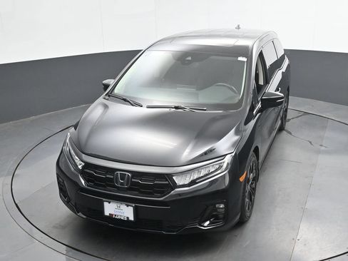 Used 2025 Honda Odyssey Elite image 30