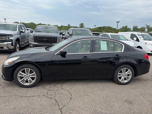 Used 2012 INFINITI G37 x Sedan w/ Premium Pkg AWD/4WD image 5