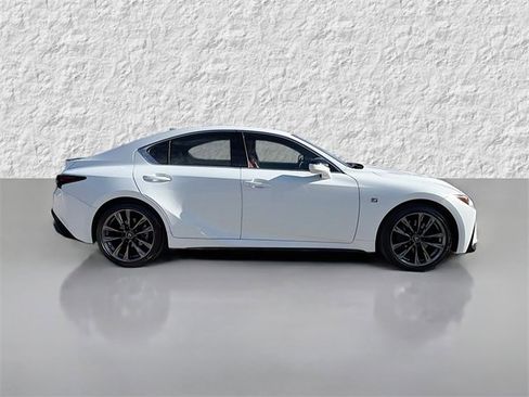 Used 2022 Lexus IS 350 F Sport image 2