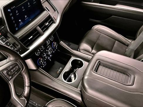 Used 2023 Chevrolet Tahoe Premier AWD/4WD image 17