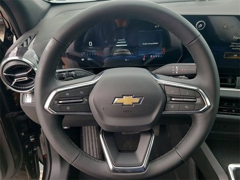 New 2026 Chevrolet Equinox LT image 23