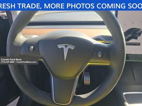 Used 2022 Tesla Model Y Performance image 10