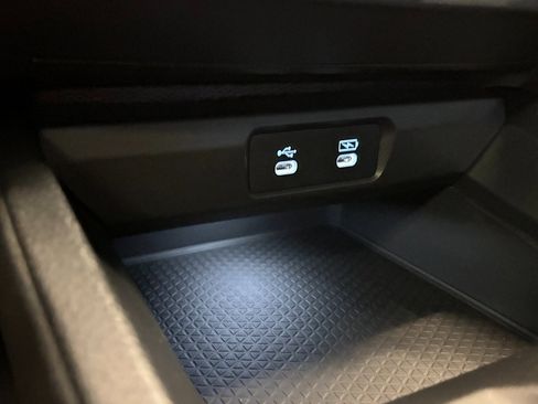 Used 2023 Honda Accord LX image 15