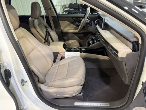 Used 2022 Lincoln Corsair FWD image 27