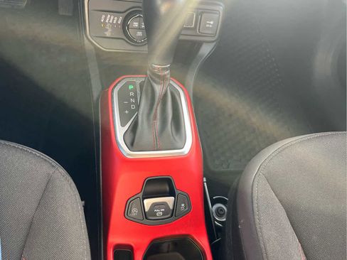 Used 2020 Jeep Renegade Trailhawk w/ Cold Weather Group image 34