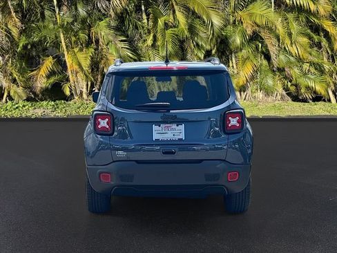 Used 2023 Jeep Renegade Altitude AWD/4WD image 7