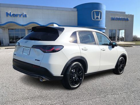 New 2026 Honda HR-V Sport image 4