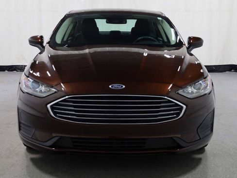 Used 2019 Ford Fusion SE image 14