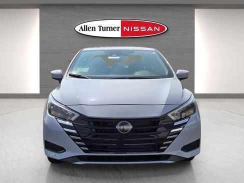 New 2025 Nissan Versa SV w/ Trunk Package image 4